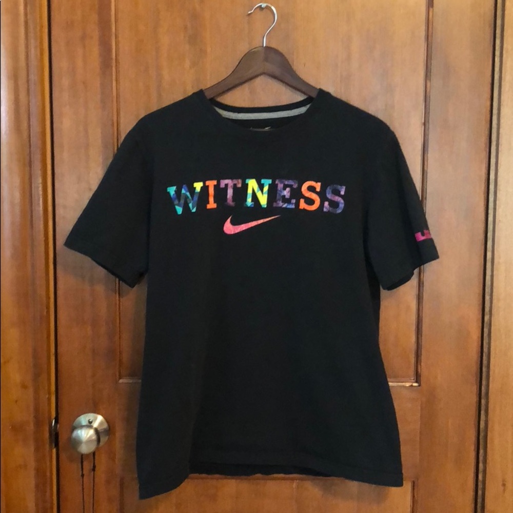 Nike Lebron WITNESS Tee w/ Swoosh